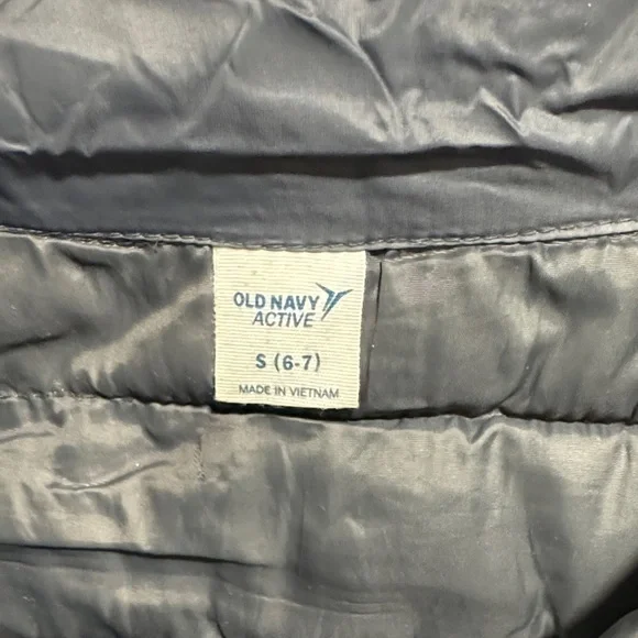 Old Navy Kid’s Dark Gray Puffer Jacket. M1 - Picture 2 of 3